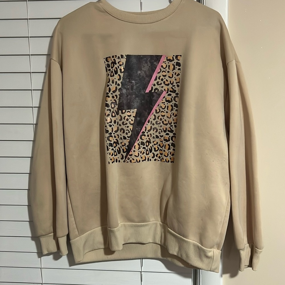 Sweatshirt
